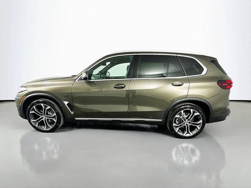 2026 BMW X5 - Image 8