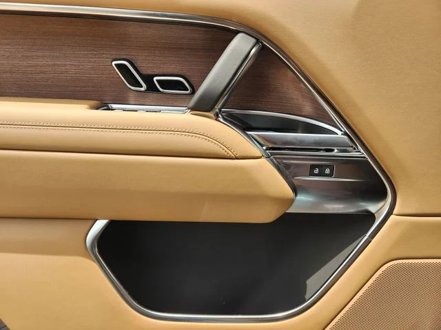 2026 Land Rover Range Rover - Image 22