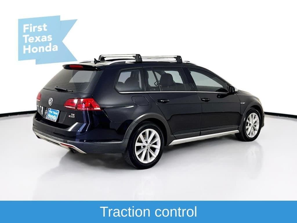 2017 VOLKSWAGEN Golf - Image 8