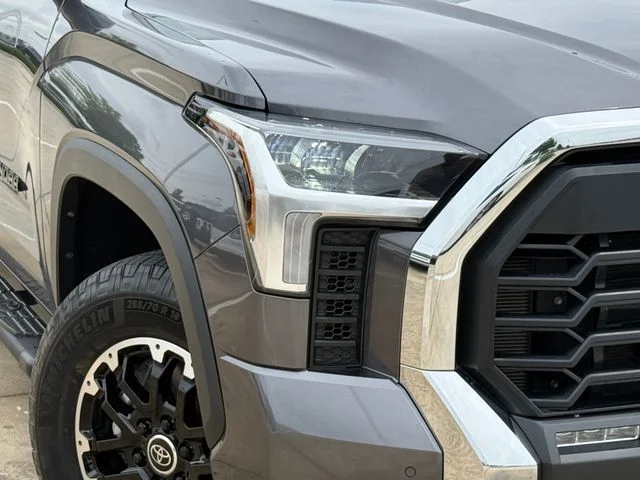 2023 Toyota Tundra - Image 3