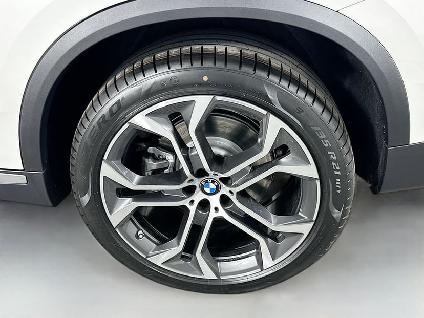 2026 BMW X5 - Image 23