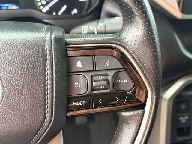 2023 Toyota Tundra - Image 18