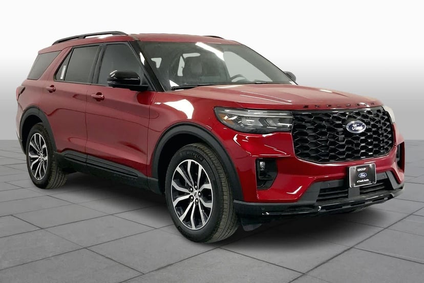 2026 Ford Explorer - Image 2