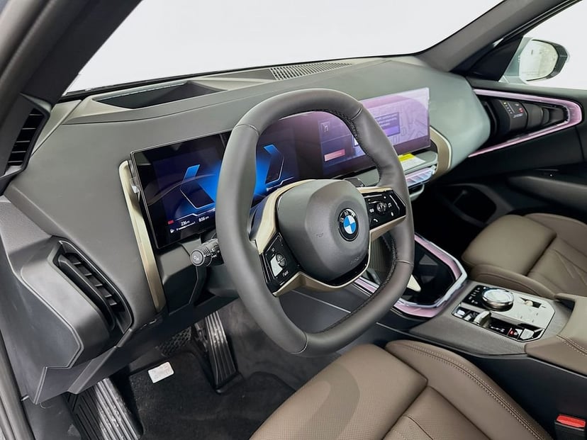 2025 BMW X3 - Image 9