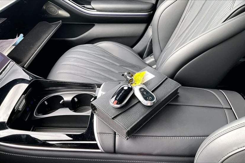 2025 Mercedes-Benz AMG® S 63 E - Image 12