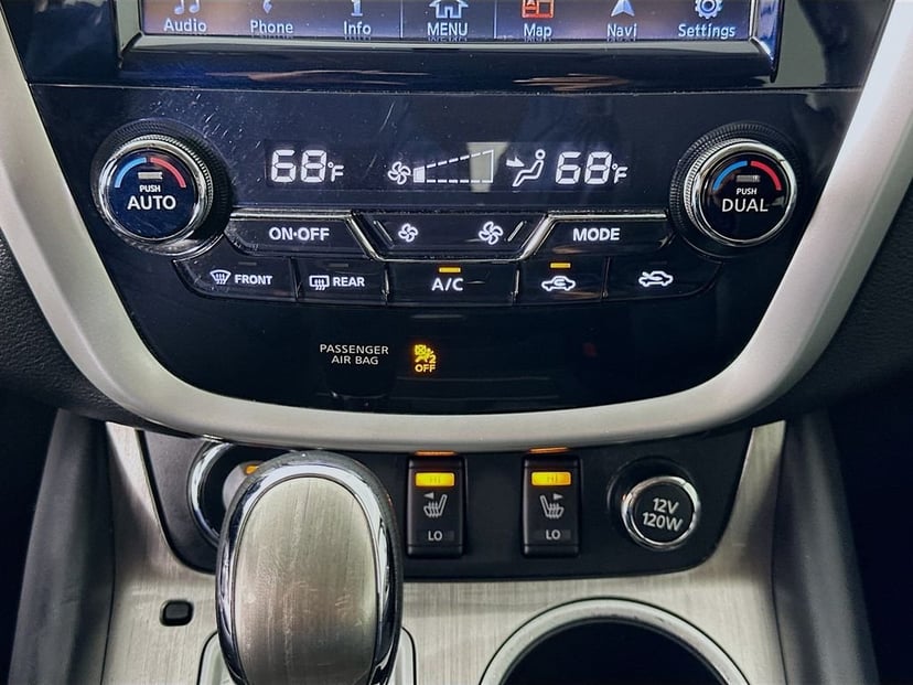 2017 Nissan Murano - Image 16