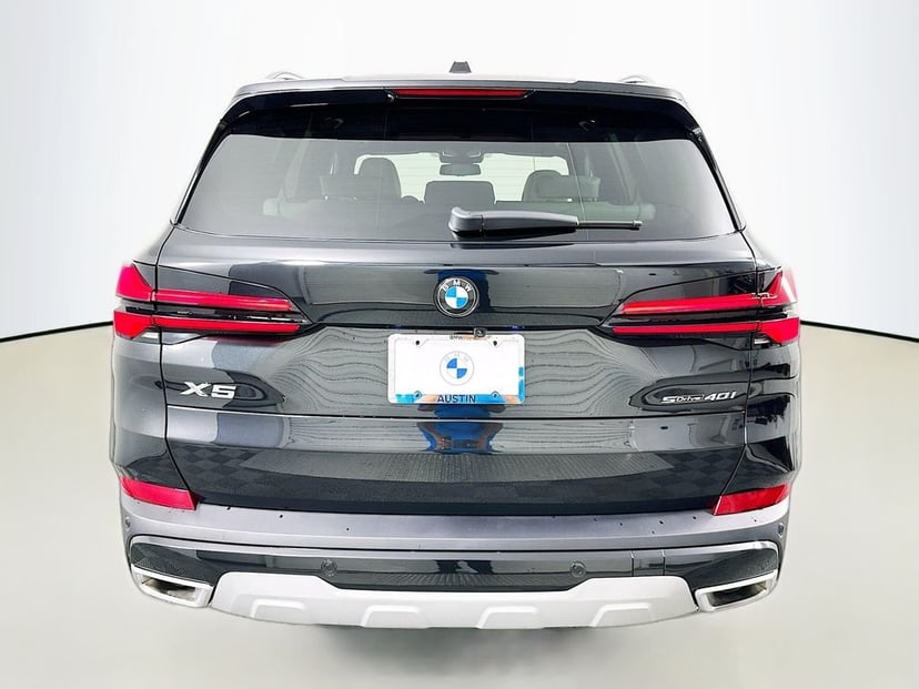 2026 BMW X5 - Image 6