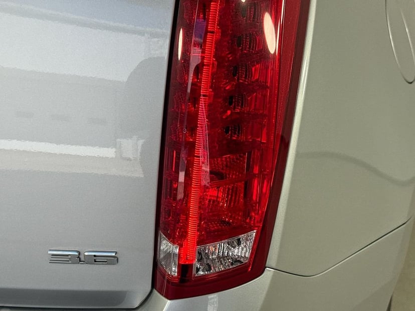 2015 Cadillac SRX - Image 34
