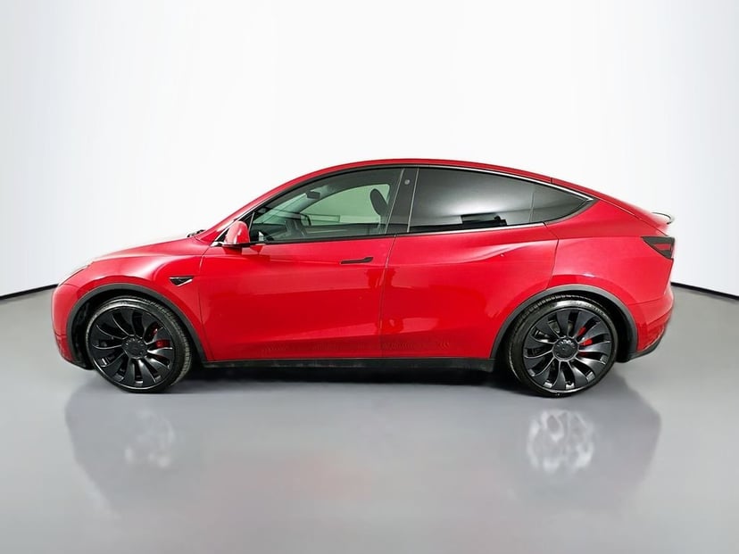 2022 Tesla Model Y - Image 8