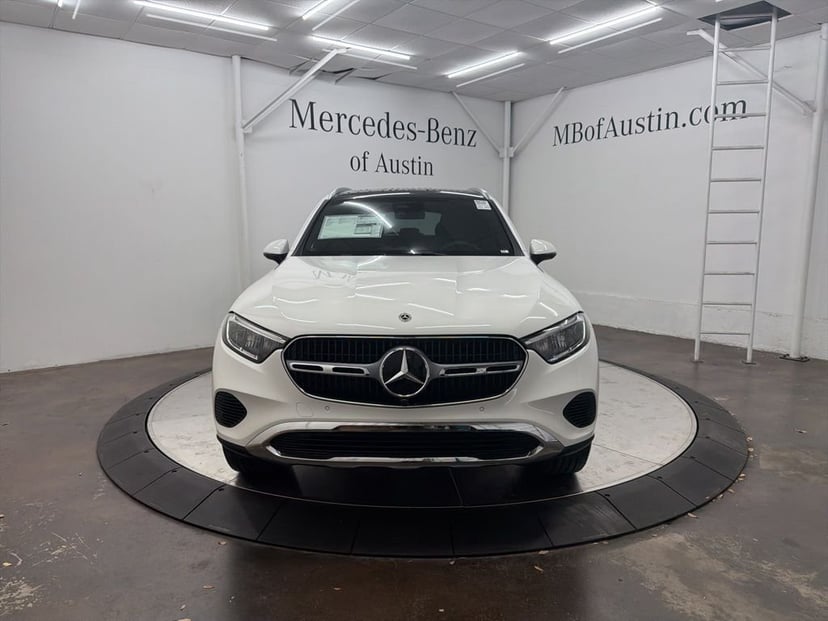 2026 Mercedes-Benz GLC - Image 2
