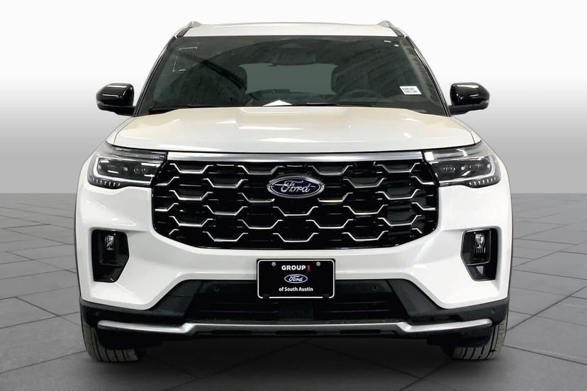 2026 Ford Explorer - Image 3