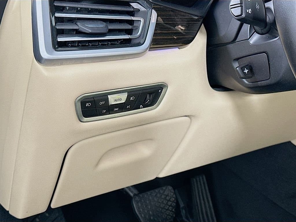 2021 BMW X5 - Image 10