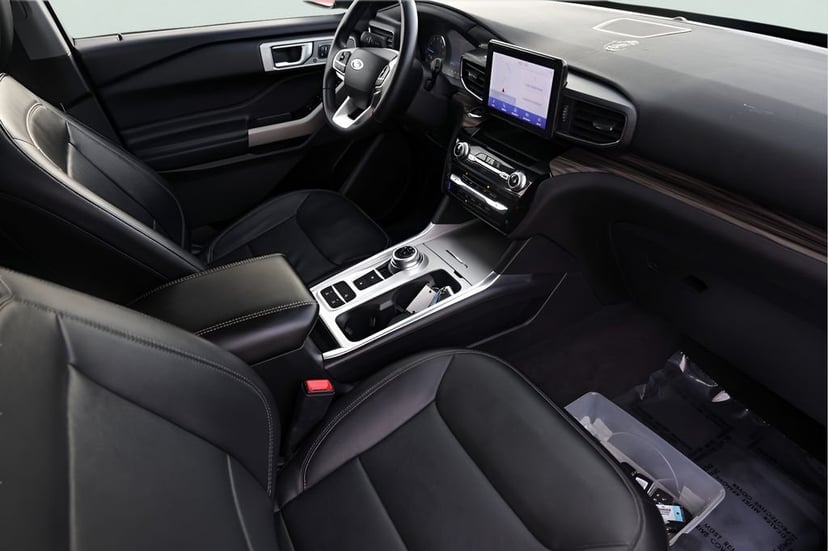 2023 Ford Explorer - Image 34