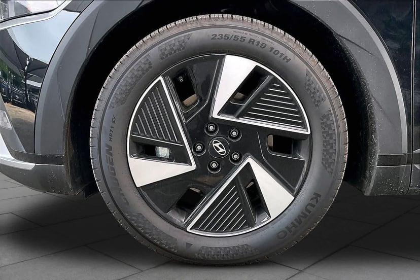 2026 Hyundai IONIQ 5 - Image 10