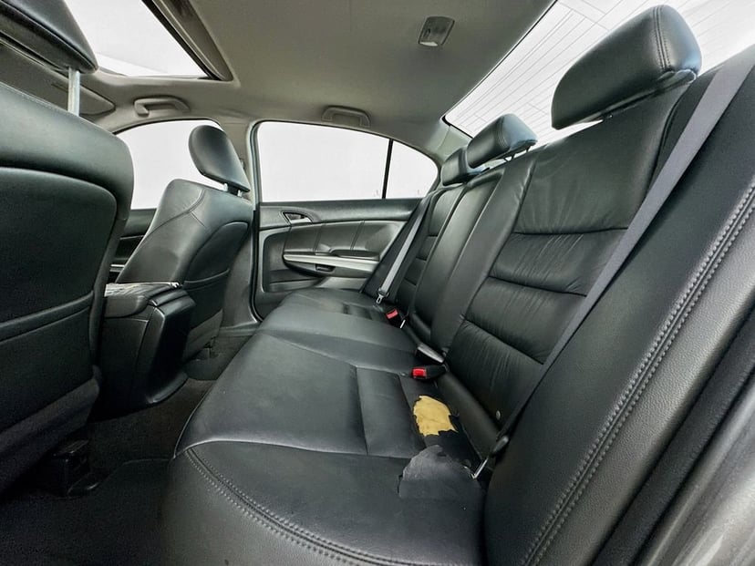 2009 Honda Accord - Image 26