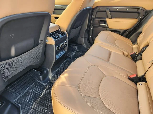 2026 Land Rover Defender 130 - Image 20