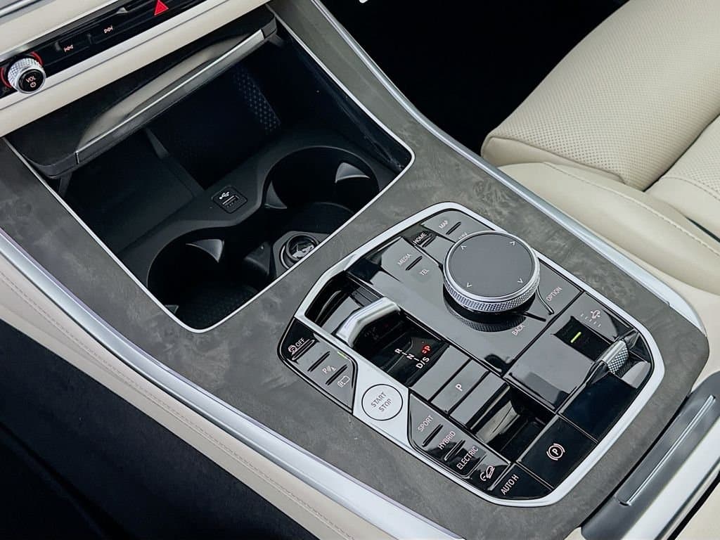 2026 BMW X5 - Image 15