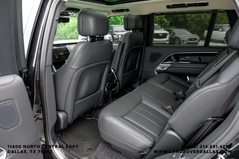 2026 Land Rover Range Rover - Image 40