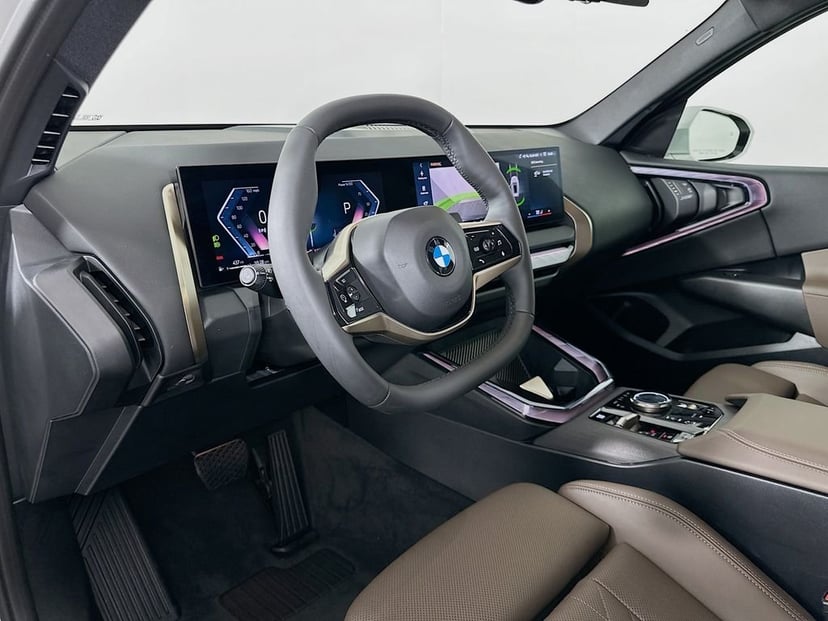 2025 BMW X3 - Image 9