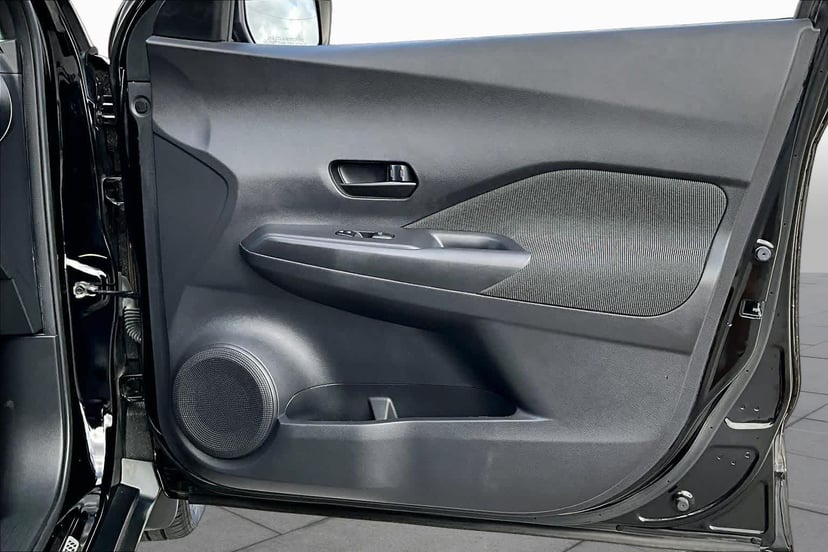 2019 Nissan Kicks - Image 23