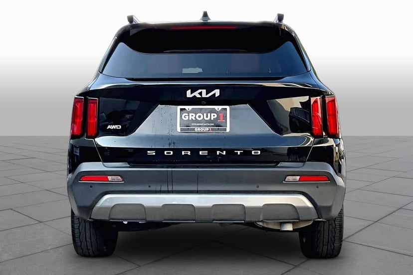 2022 Kia Sorento - Image 5