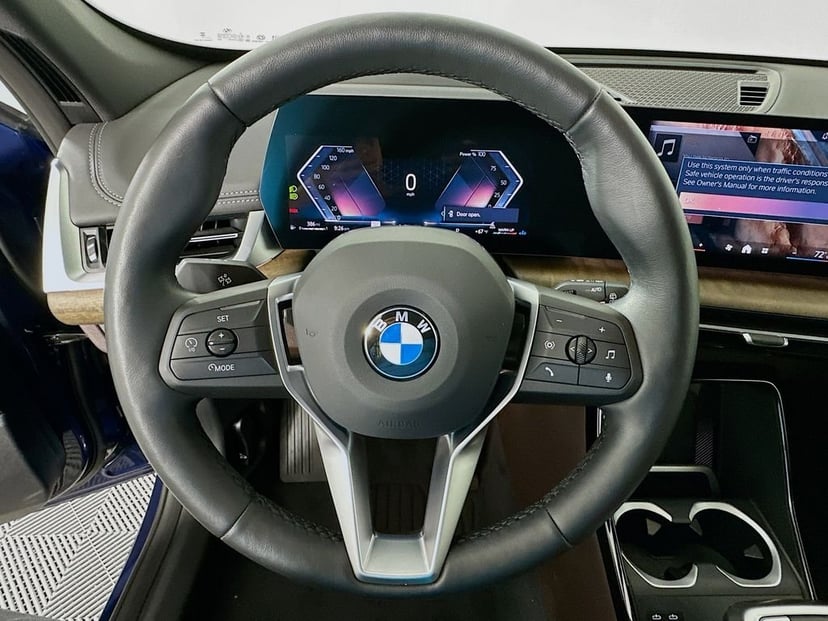 2025 BMW X1 - Image 11