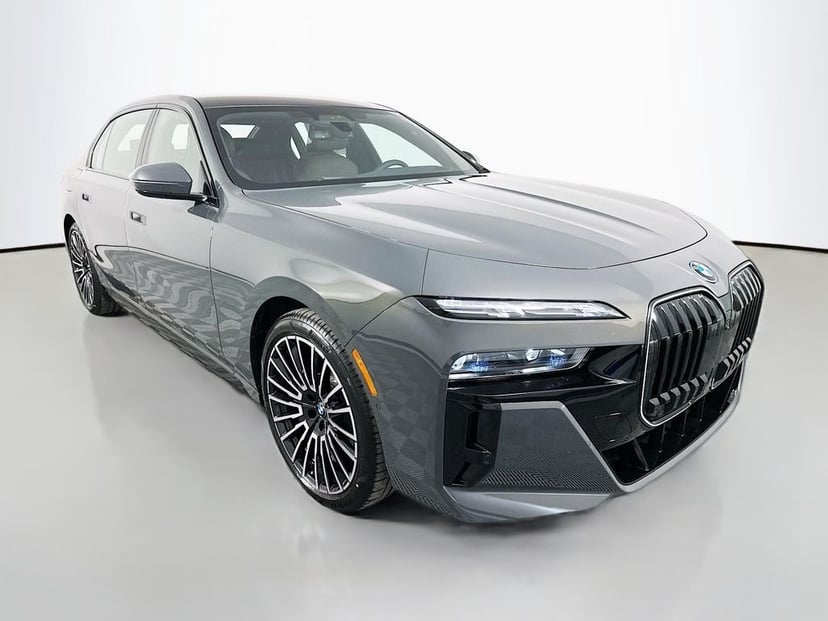 2026 BMW i7 - Image 3