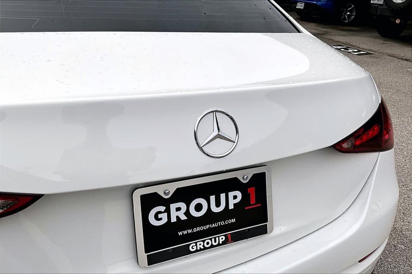 2026 Mercedes-Benz C 300 - Image 31
