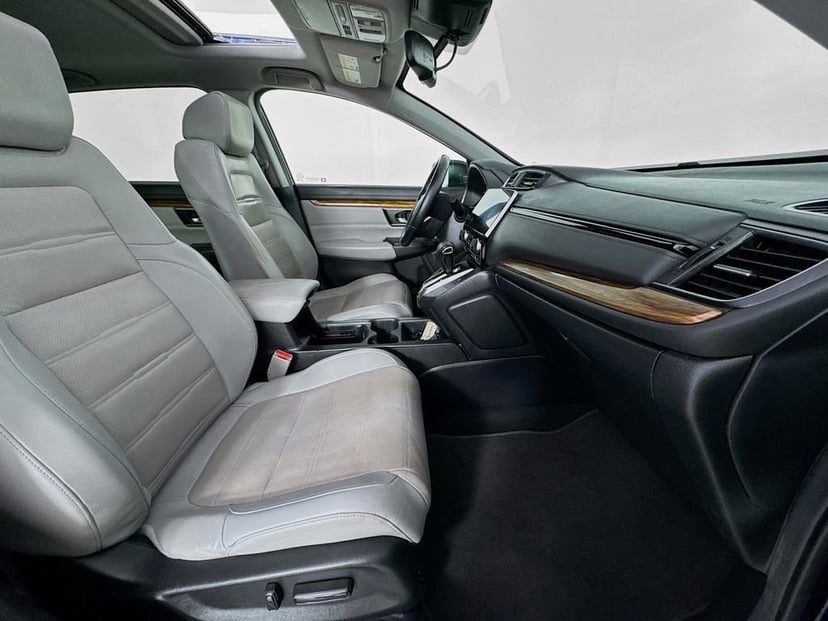 2017 Honda CR-V - Image 38