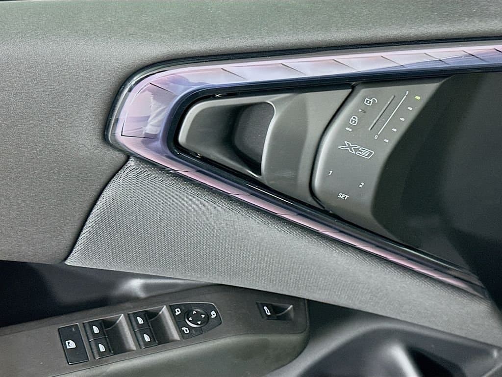 2025 BMW X3 - Image 20