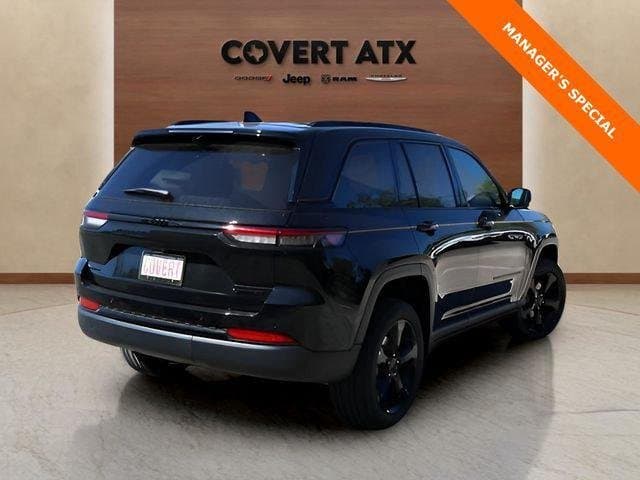 2025 Jeep Grand Cherokee - Image 5