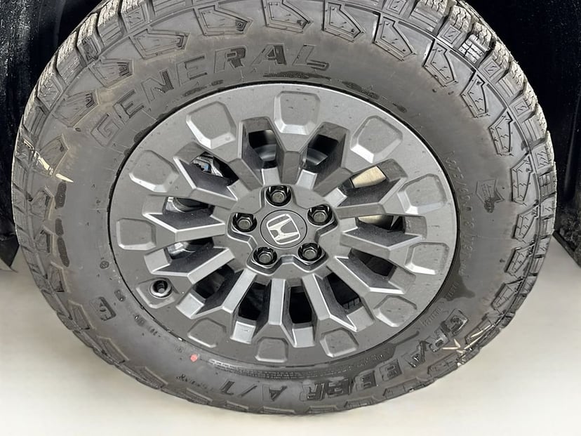 2026 Honda Passport - Image 41