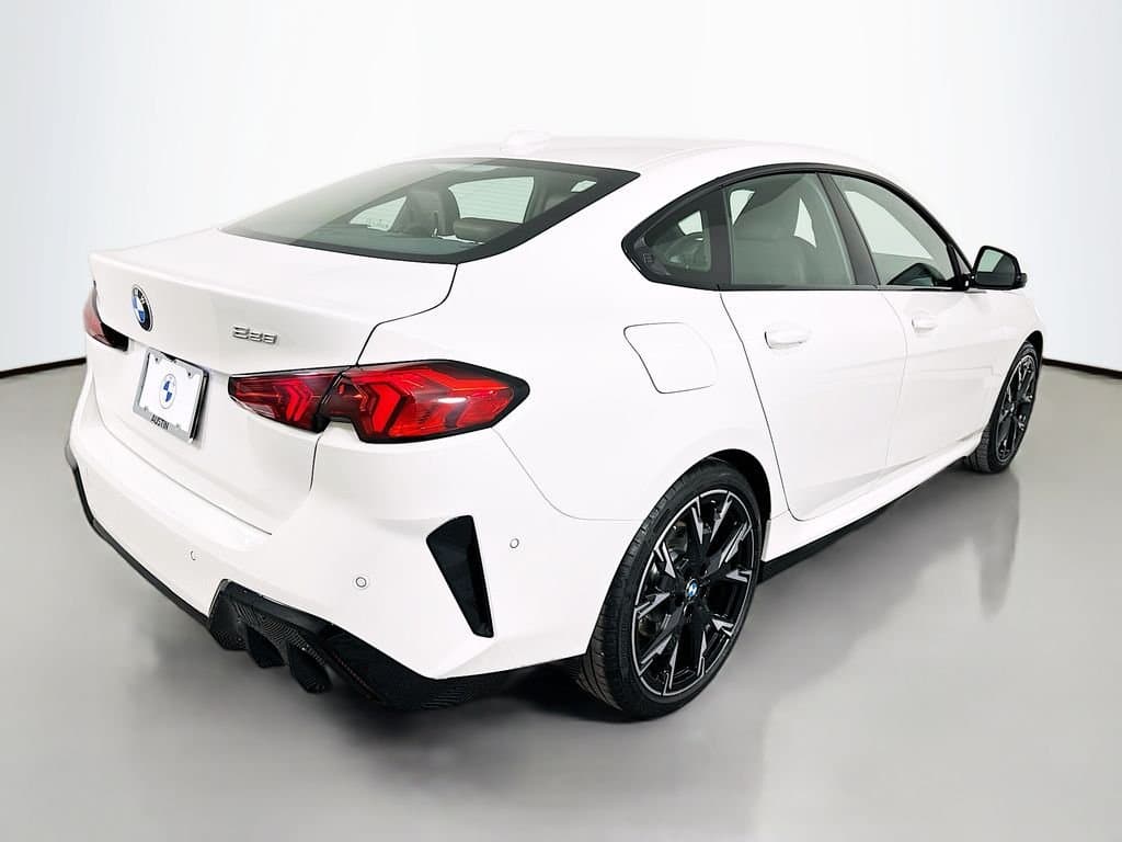 2025 BMW 2 Series - Image 5