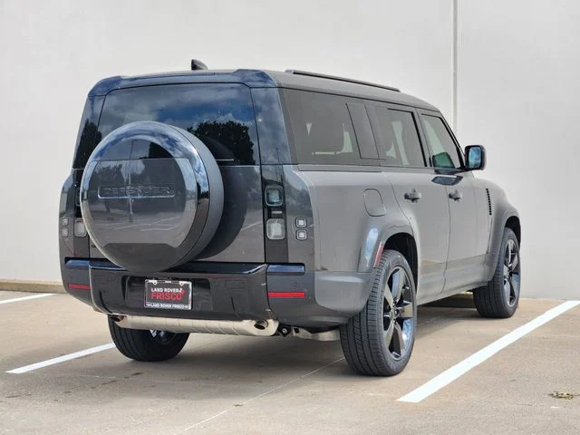 2026 Land Rover Defender 130 - Image 7
