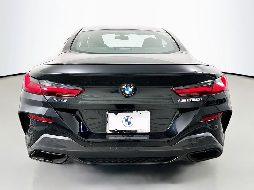 2025 BMW 8 Series - Image 6