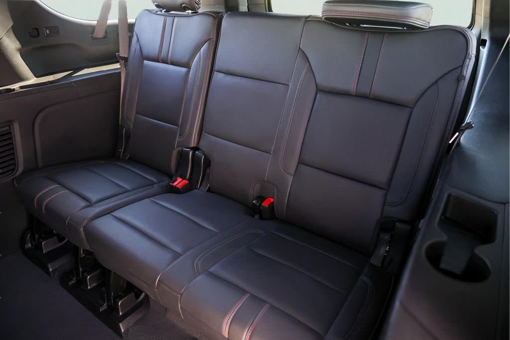 2024 Chevrolet Suburban - Image 29