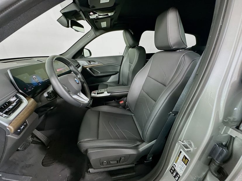 2025 BMW X1 - Image 20