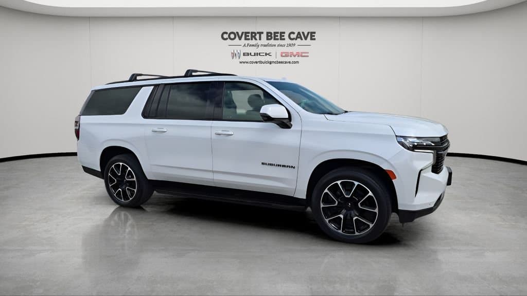 2023 Chevrolet Suburban - Image 12