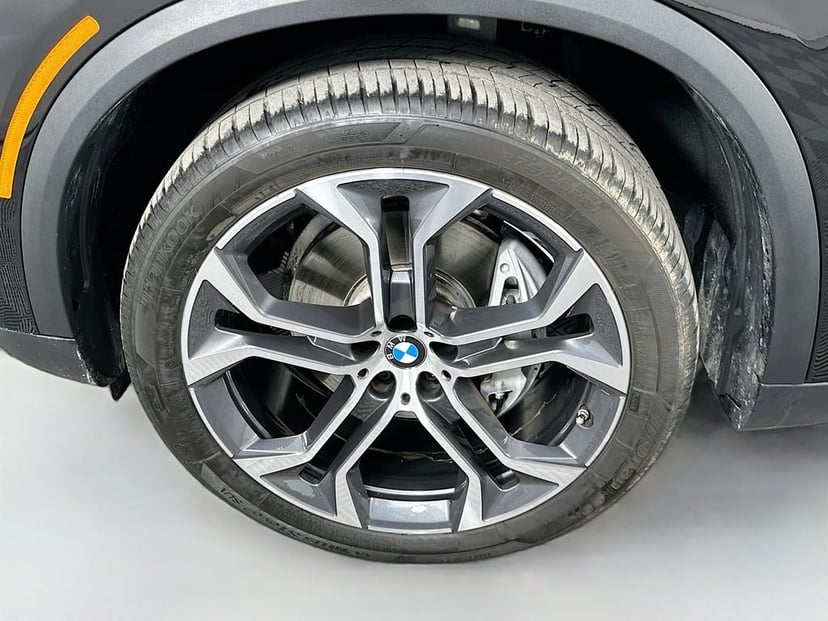 2024 BMW X5 - Image 32