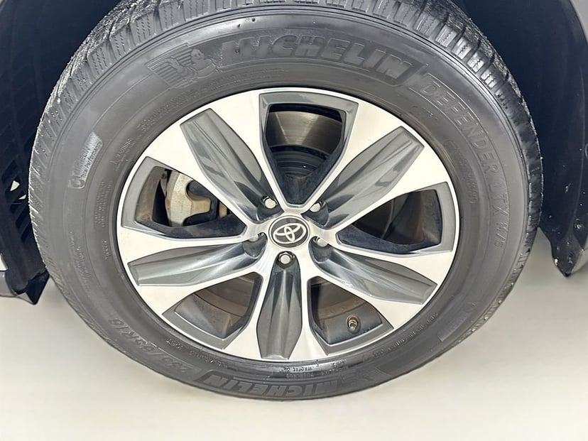 2020 Toyota Highlander - Image 41