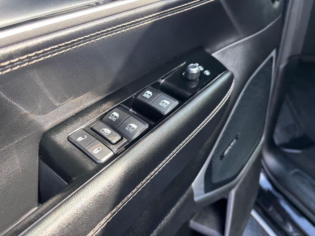 2024 Jeep Wagoneer - Image 22