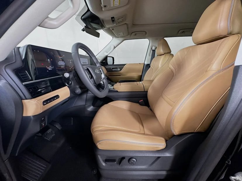 2026 INFINITI QX80 - Image 24