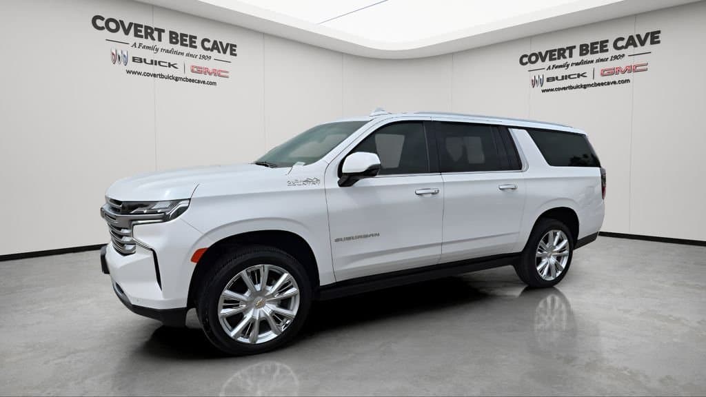 2023 Chevrolet Suburban - Image 4