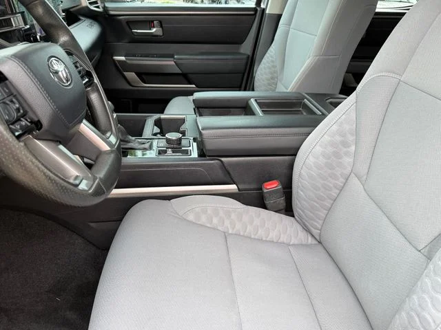 2022 Toyota Tundra - Image 9