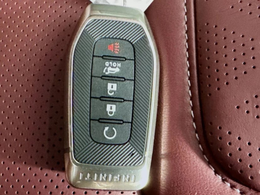 2026 INFINITI QX80 - Image 37