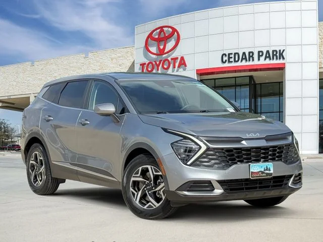 2025 Kia Sportage - Image 1