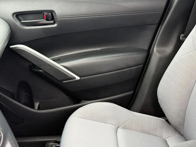 2025 Toyota Corolla Cross - Image 14