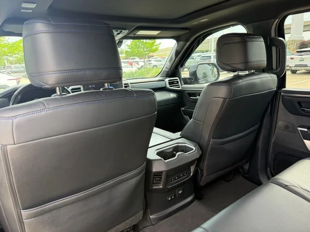 2023 Toyota Tundra Hybrid - Image 26