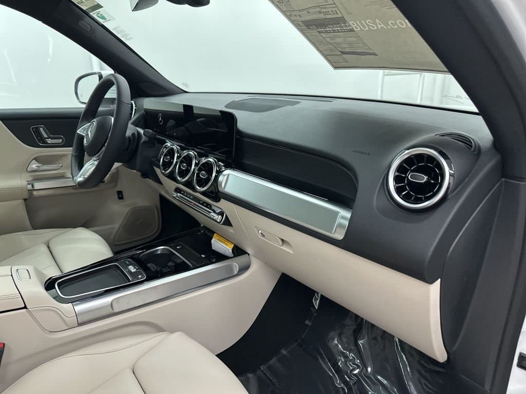 2026 MERCEDES-BENZ GLB - Image 29