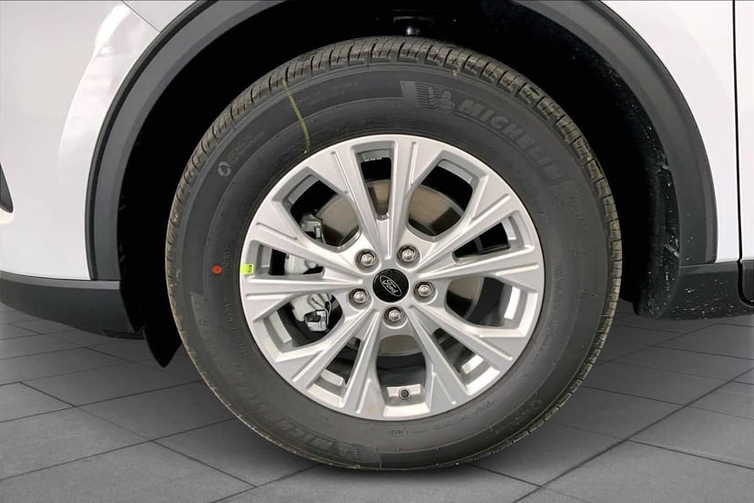 2026 Ford Escape - Image 8